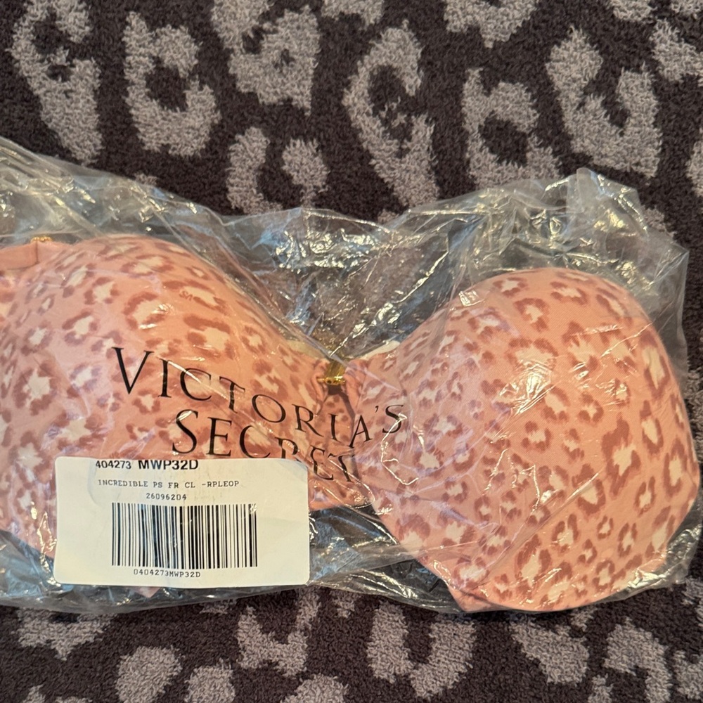 Victoria's Secret Pink Animal Print Bra